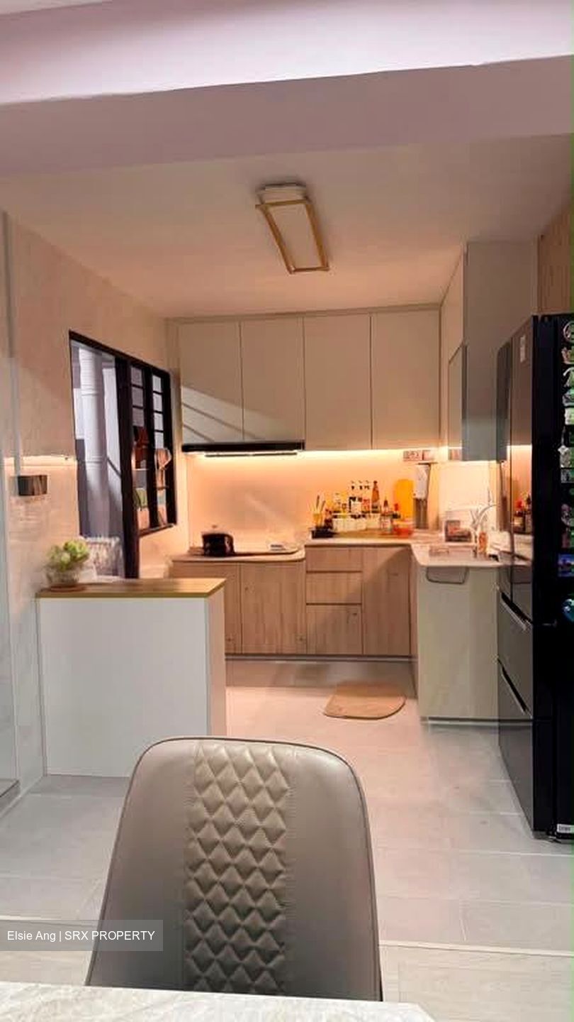 Blk 718 Woodlands Avenue 6 (Woodlands), HDB 5 Rooms #601451721